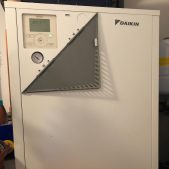 Bauman toplotna črpalka Daikin notranja enota Bauman toplotna črpalka Daikin notranja enota